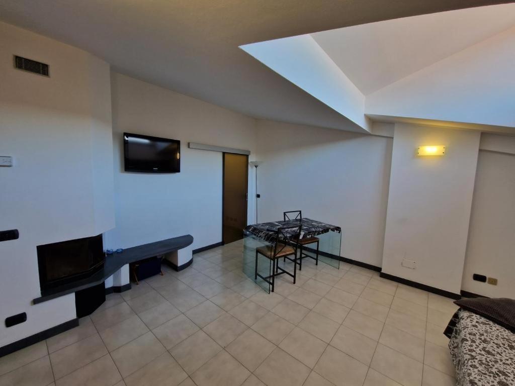 Mansarda Stefania Appartement Ameglia Buitenkant foto